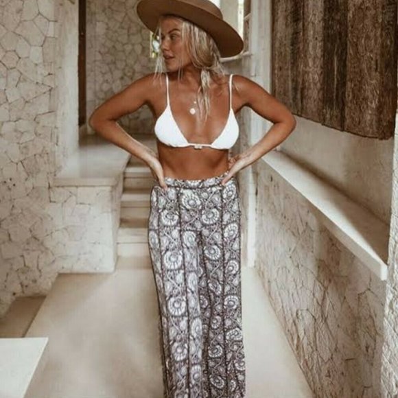 TIGERLILY Celesse High Waist Wide-Leg Pants RRP$199 - Picture 4 of 16